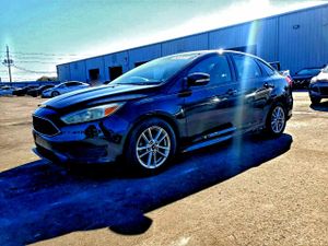 Ford Focus SE 2.0L 4 2015