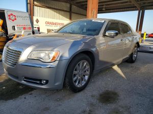 Chrysler 300C 5.7L 8 2013