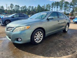 Toyota Camry BASE 2.5L 4 2011