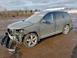 Nissan Pathfinder S 3.5L 6 2015
