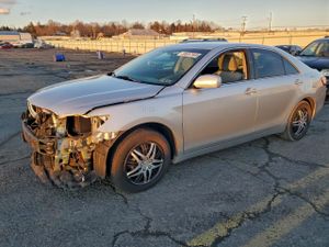 Toyota Camry BASE 2.5L 4 2011
