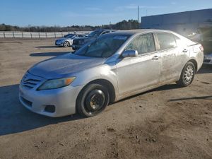 Toyota Camry BASE 2.5L 4 2011