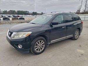 Nissan Pathfinder S 3.5L 6 2015