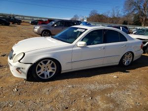 Mercedes-Benz E 500 5.0L 8 2003