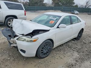 Toyota Camry BASE 2.5L 4 2011