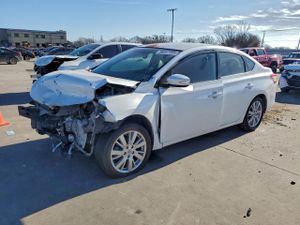 Nissan Sentra S 1.8L 4 2015