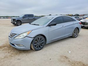 Hyundai Sonata SE 2.4L 4 2011