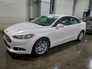 Ford Fusion SE 1.6L 4 2013