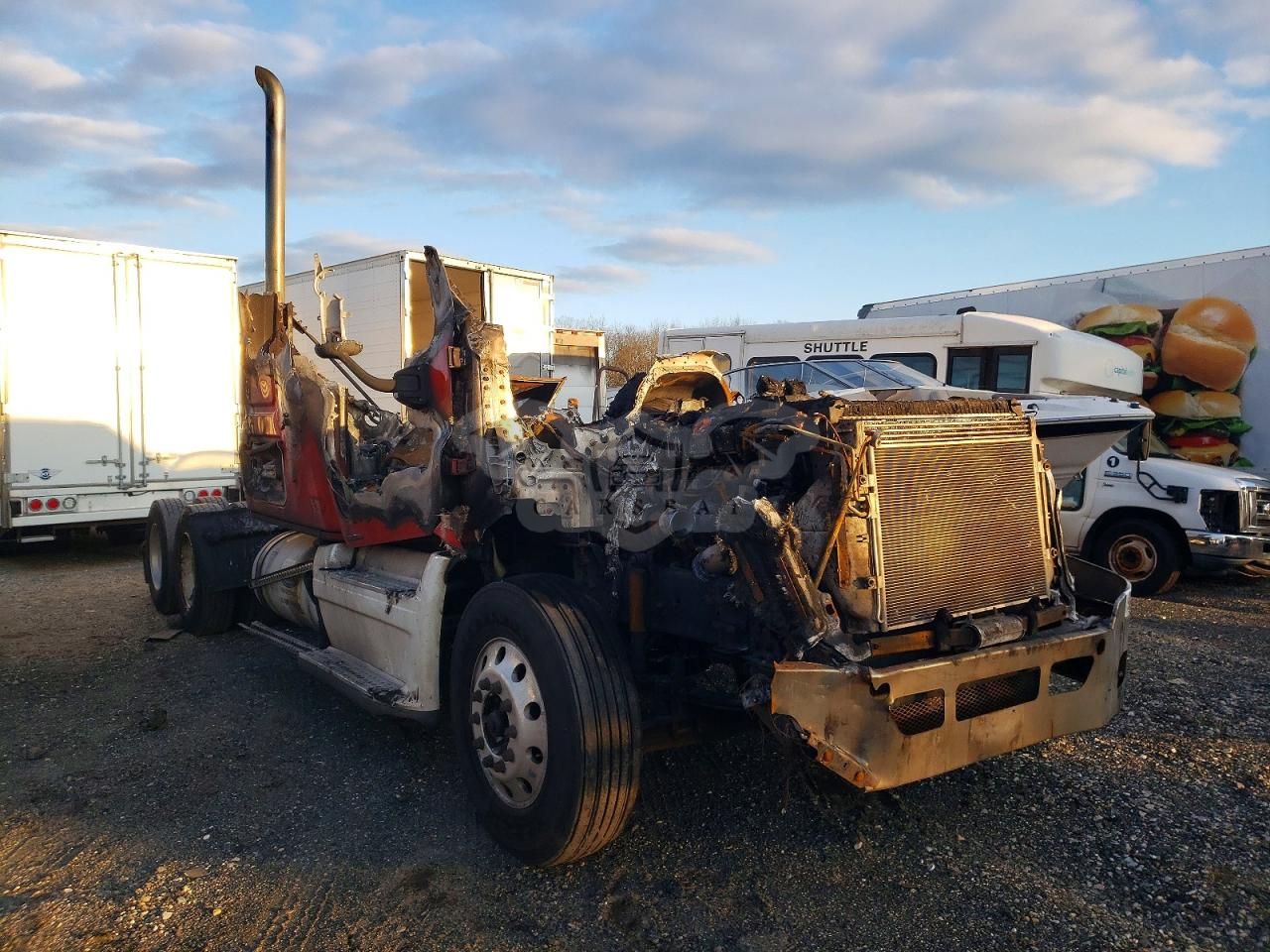 Freightliner Cascadia 14.8L 6 2011