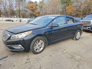 Hyundai Sonata SE 2.4L 4 2015