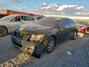 Toyota Camry BASE 2.5L 4 2011
