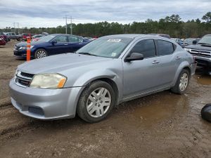 Dodge Avenger SE 2.4L 4 2014
