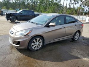 Hyundai Accent GLS 1.6L 4 2013