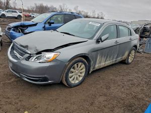 Chrysler 200 TOURING 2.4L 4 2013