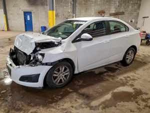 Chevrolet Aveo (Sonic) LT 1.8L 4 2014