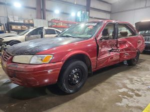Toyota Camry CE 2.2L 4 1998
