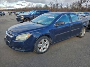 Chevrolet Malibu LS 2.4L 4 2010