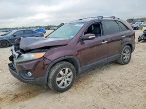 Kia Sorento LX 2.4L 4 2013