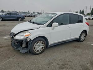 Nissan Versa S 1.8L 4 2011