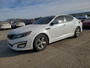 Kia Optima LX 2.4L 4 2015