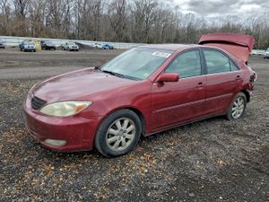 Toyota Camry LE 2.4L 4 2004