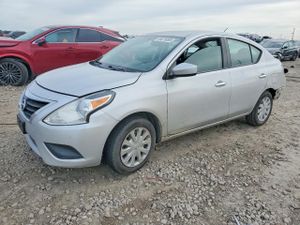 Nissan Versa S 1.6L 4 2019