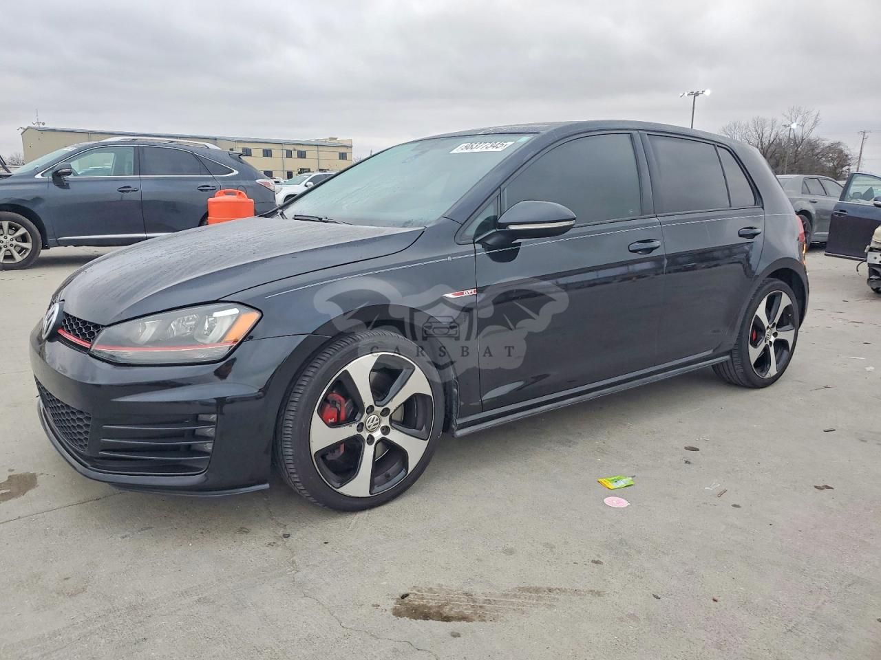 Volkswagen Golf S/SE 2 L 4 2017