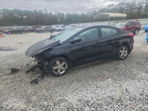 Hyundai Elantra GLS 1.8L 4 2013