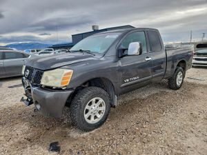 Nissan Titan XE 5.6L 8 2006