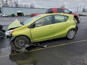 Toyota Prius 1.5L 4 2015