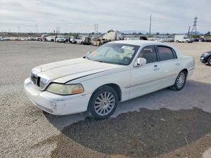 Lincoln Town Car SIGNATURE 4.6L 8 2003