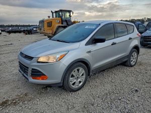 Ford Escape S 2.5L 4 2015