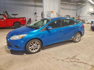 Ford Focus SE 2.0L 4 2014