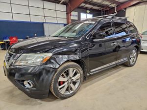 Nissan Pathfinder S 3.5L 6 2014