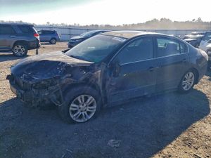 Nissan Altima BASE 2.5L 4 2012