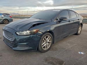 Ford Fusion SE 2.5L 4 2014