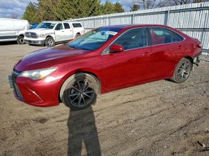 Toyota Camry LE 2.5L 4 2015