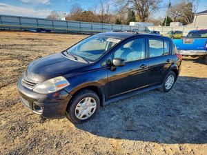 Nissan Versa S 1.8L 4 2011