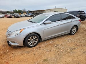 Hyundai Sonata GLS 2.4L 4 2013