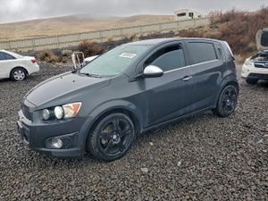 Chevrolet Aveo (Sonic) LTZ 1.4L 4 2014