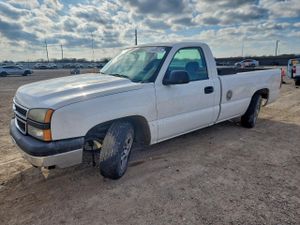 Chevrolet Silverado 1500 C1500 CLASSIC 4.3L 6 2007