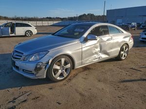 Mercedes-Benz E 350 4MATIC 3.5L 6 2013