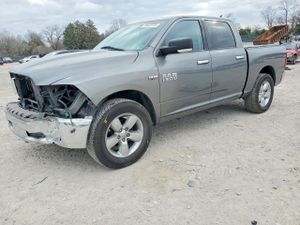 RAM 1500 SLT 5.7L 8 2013