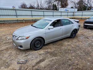 Toyota Camry BASE 2.5L 4 2011