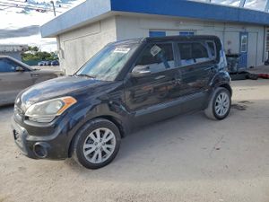 Kia Soul + 2.0L 4 2013