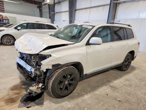 Toyota Highlander BASE 3.5L 6 2013