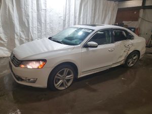 Volkswagen Passat SEL 2.0L 4 2014