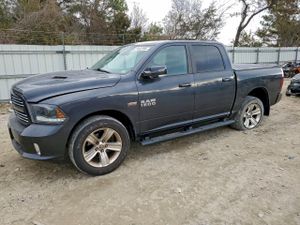 RAM 1500 SPORT 5.7L 8 2015