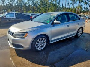 Volkswagen Jetta SE 1.8L 4 2014