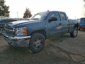 Chevrolet Silverado 1500 C1500 LT 5.3L 8 2013
